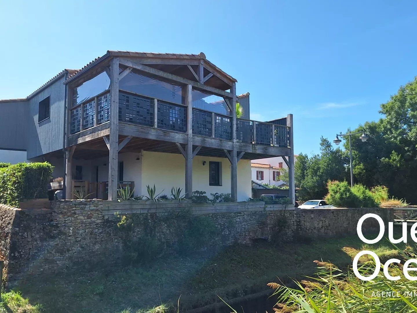 Immeuble 6 pièces 212 m²