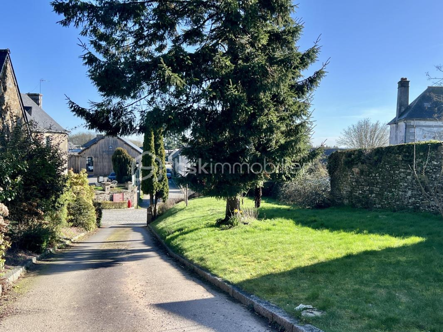 Immeuble à vendre - 10 pièces - 274m2 - Bazouges-La-Pérouse (35560)