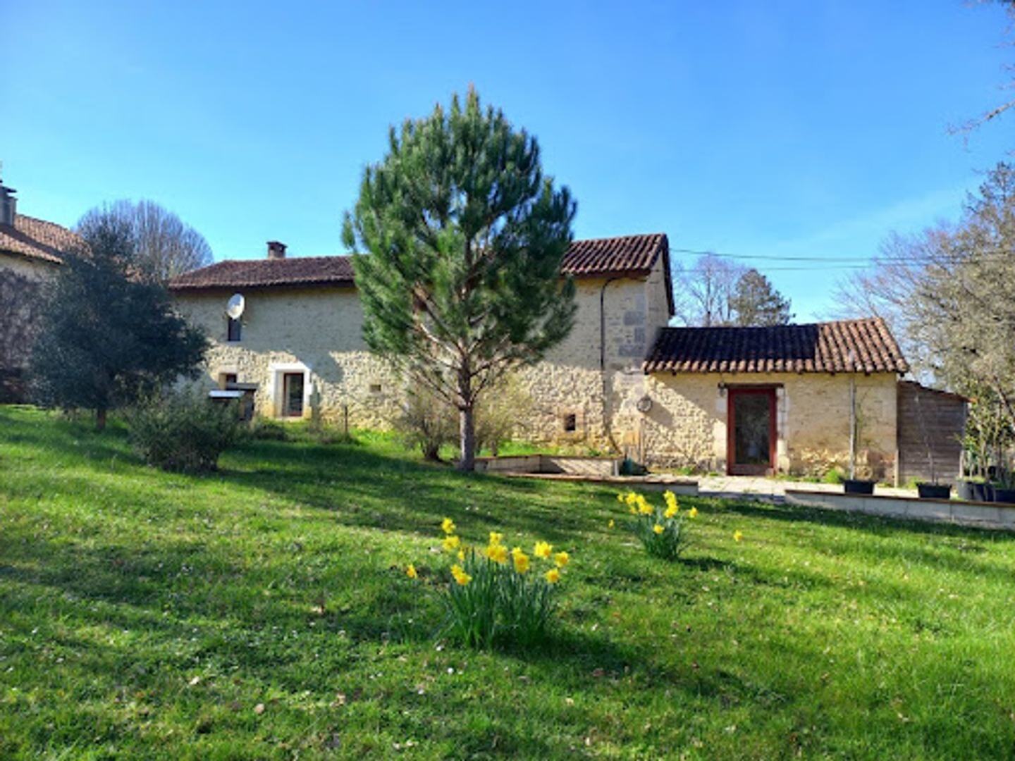 Maison 8 pièces 310 m²