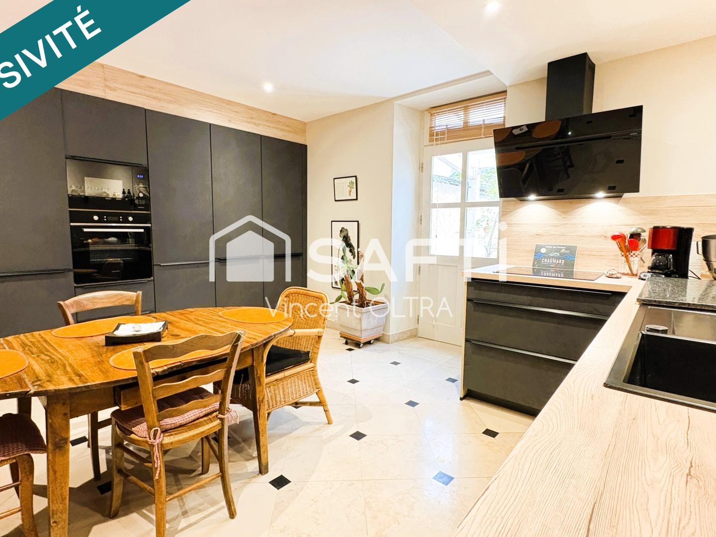 Maison à vendre - 8 pièces - 235m2 - Beaune (21200)