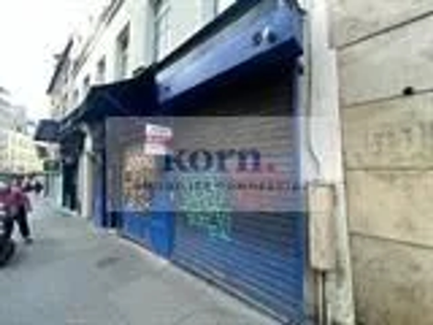 Commerce 16 m²