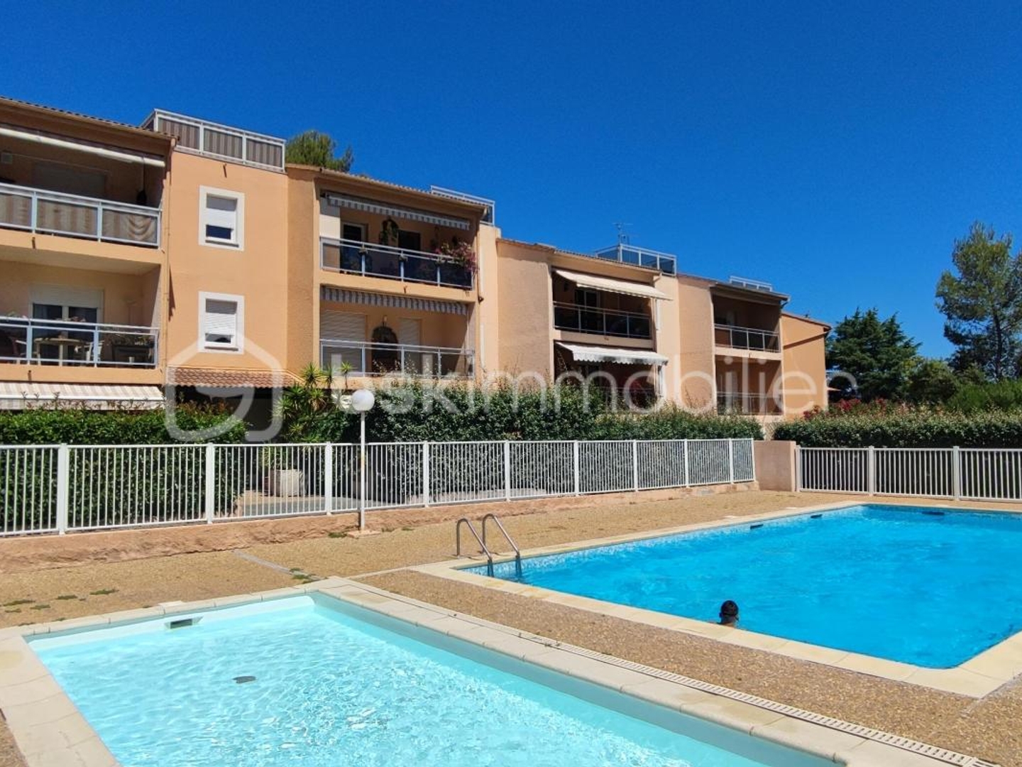 Appartement à vendre - 3 pièces - 65m2 - Saint-Raphaël (83700)