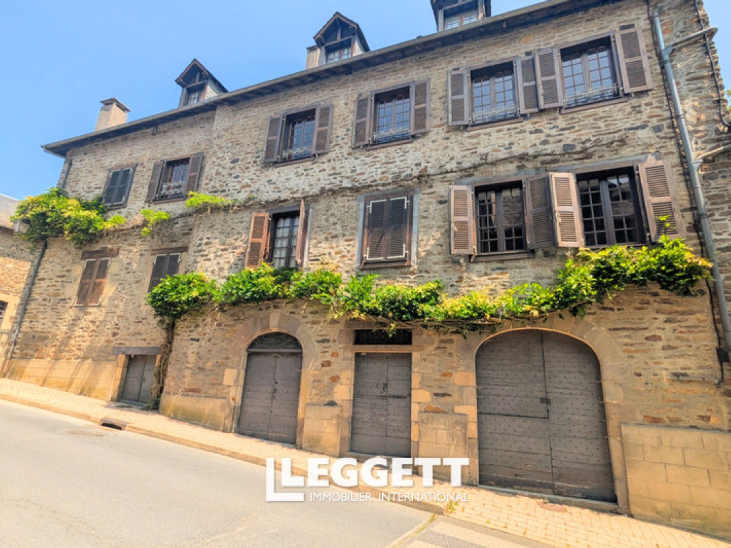 maison 11 pièce(s), UZERCHE