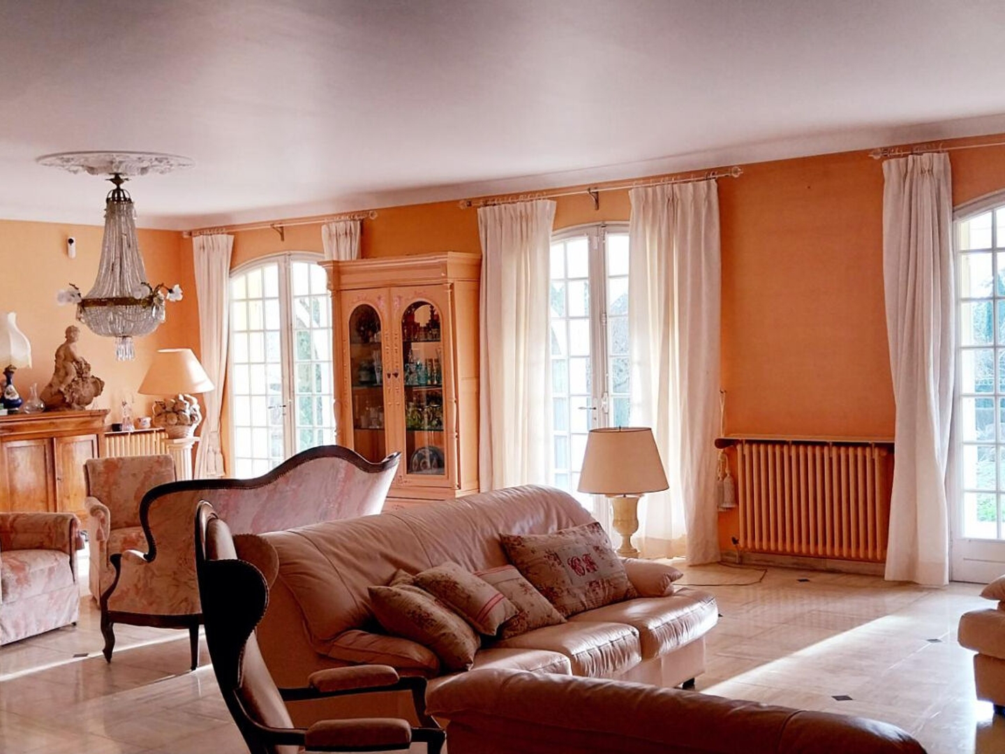 Maison à vendre - 5 pièces - 218m2 - Rauzan (33420)