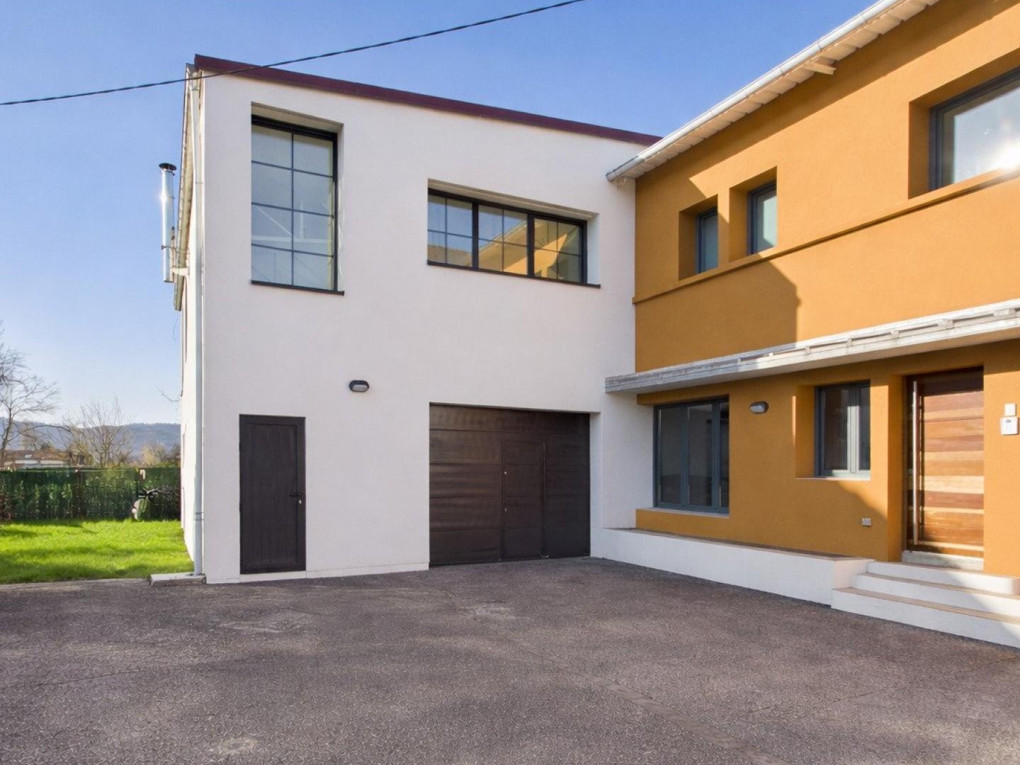 Ensemble immobilier Loft exception et grand garage
