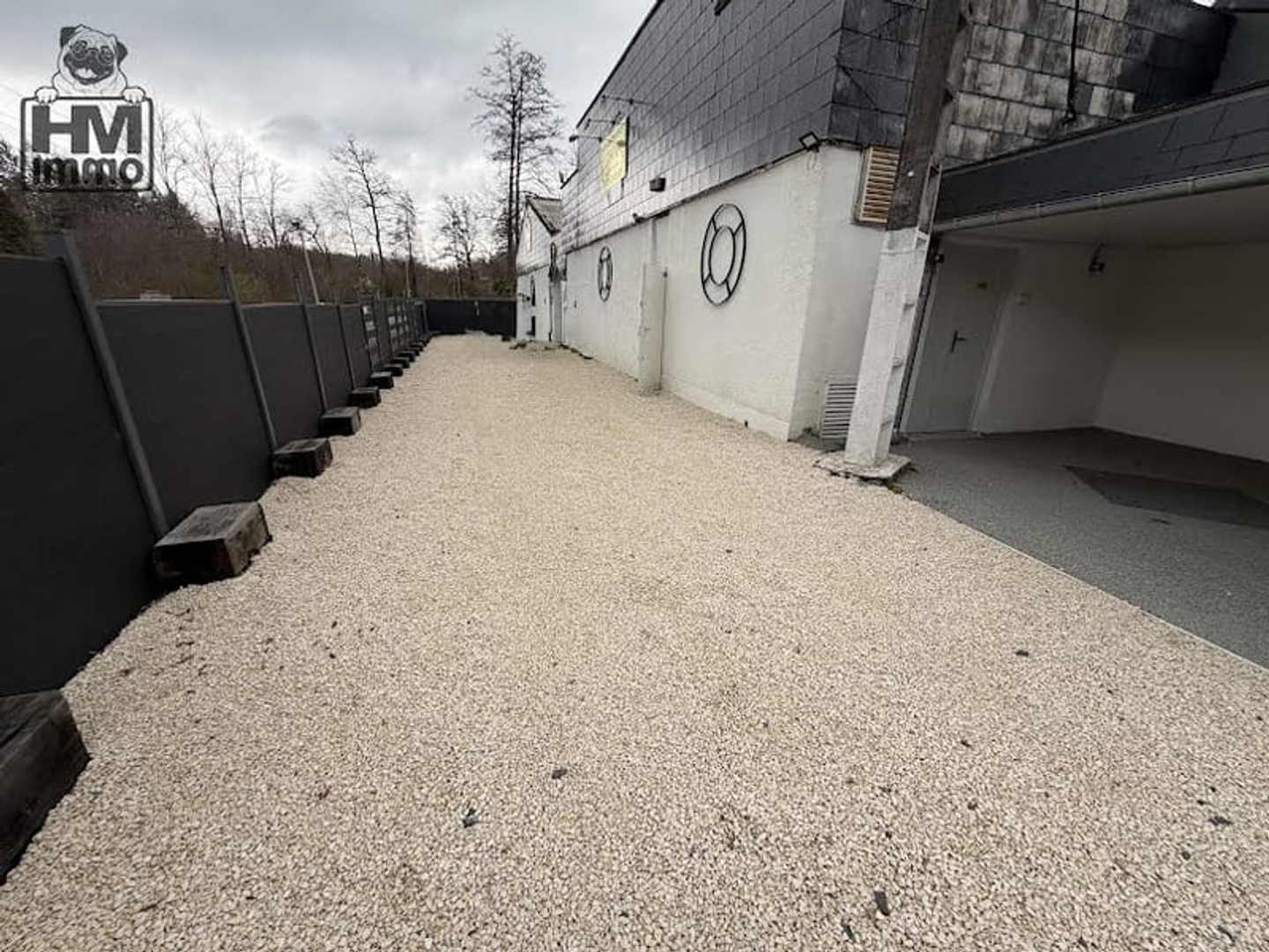 Magasin à vendre - 3 pièces - 1000m2 - Lubersac (19210)