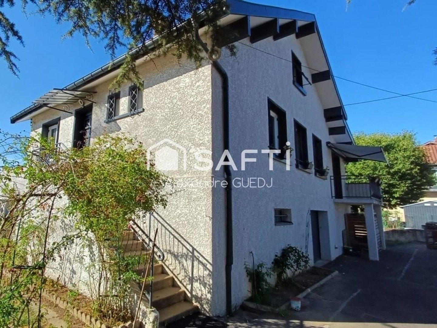 Maison à vendre - 7 pièces - 184m2 - Saint-André-De-Corcy (01390)