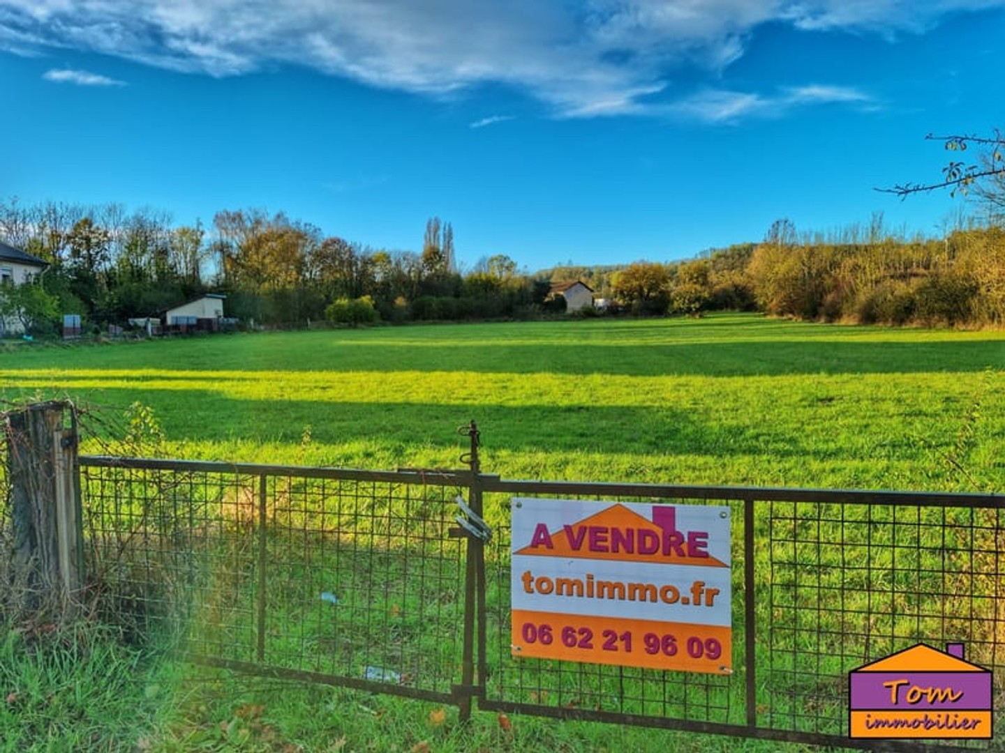 Terrain 12000 m²