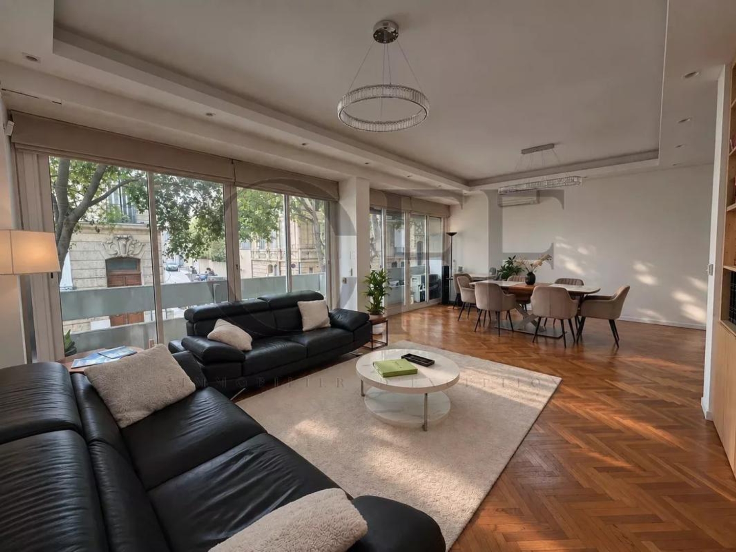 Appartement à vendre - 4 pièces - 114m2 - Marseille 8e (13008)