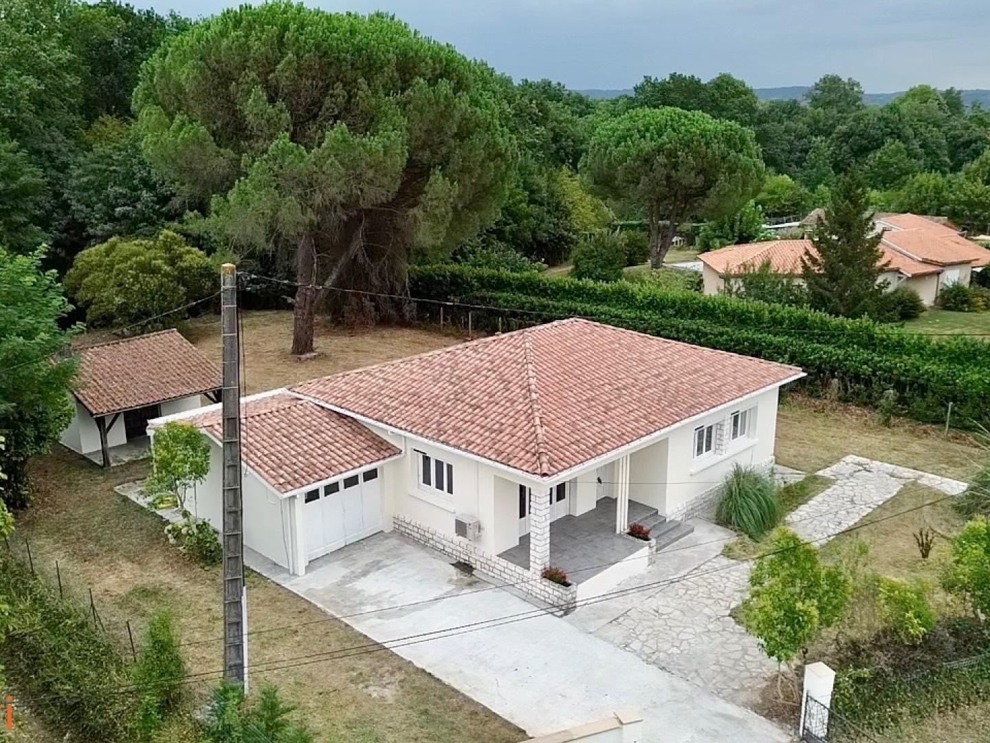 Maison avec dépendance