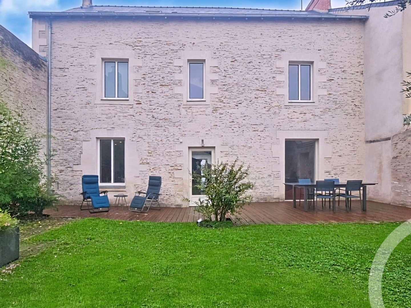 Maison 6 pièces 194 m²