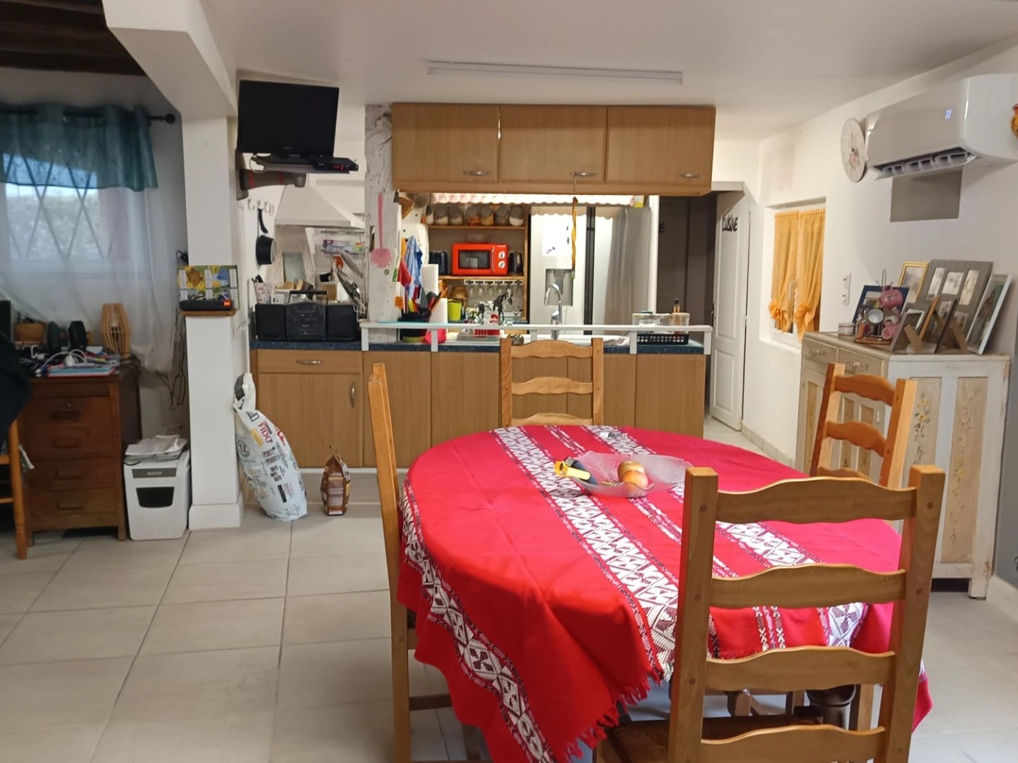 MAISON FAMILLIAL 4 CHAMBRES A 5 MINUTES DES COMMODITES