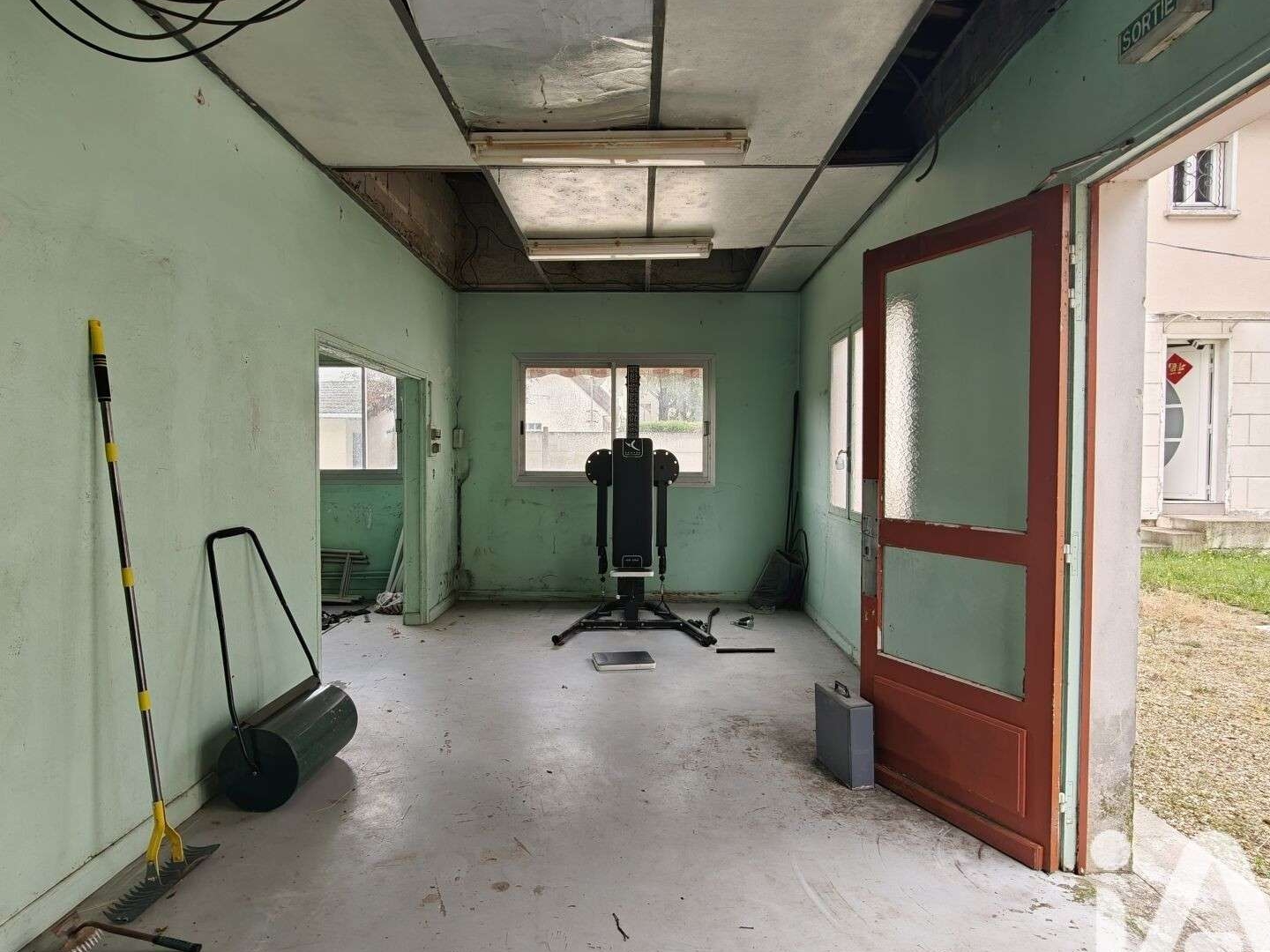 Vente atelier bureaux de 435m² à Chelles