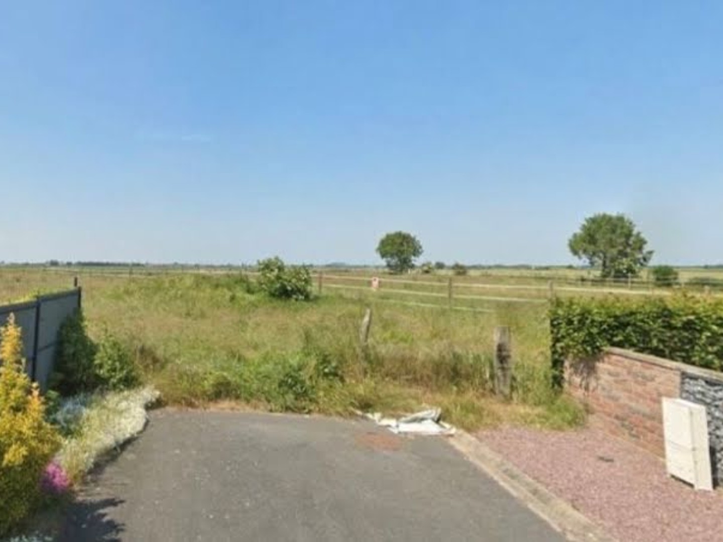 Terrain 500 m²
