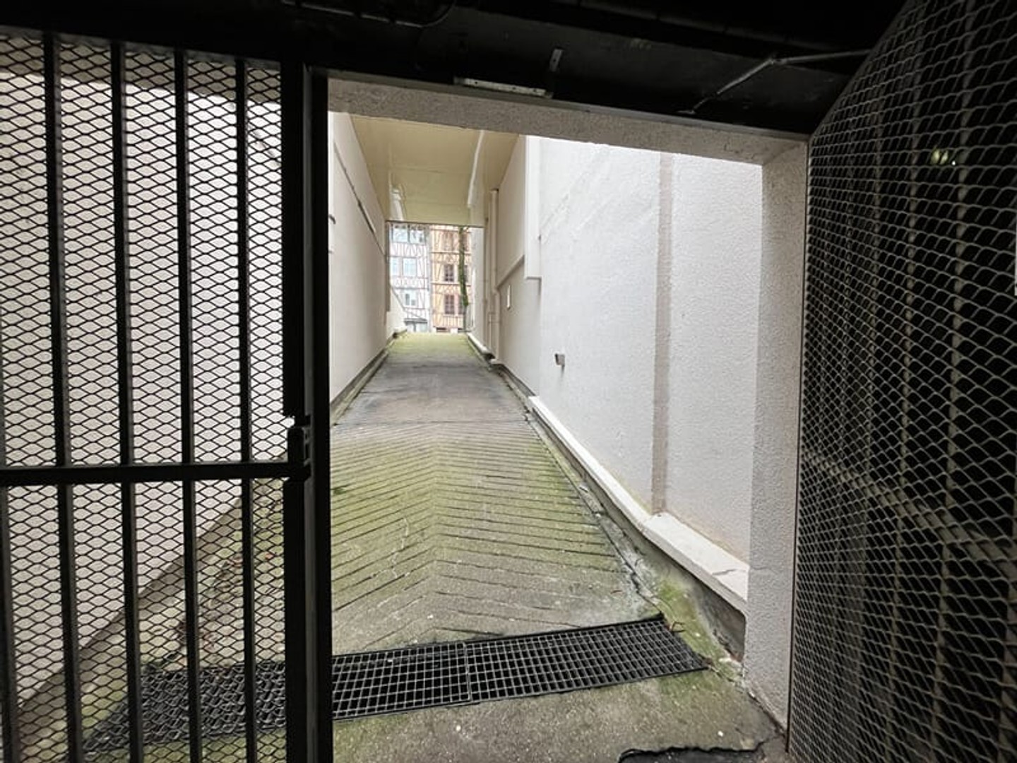 Parking / garage / box à vendre - Rouen (76000)