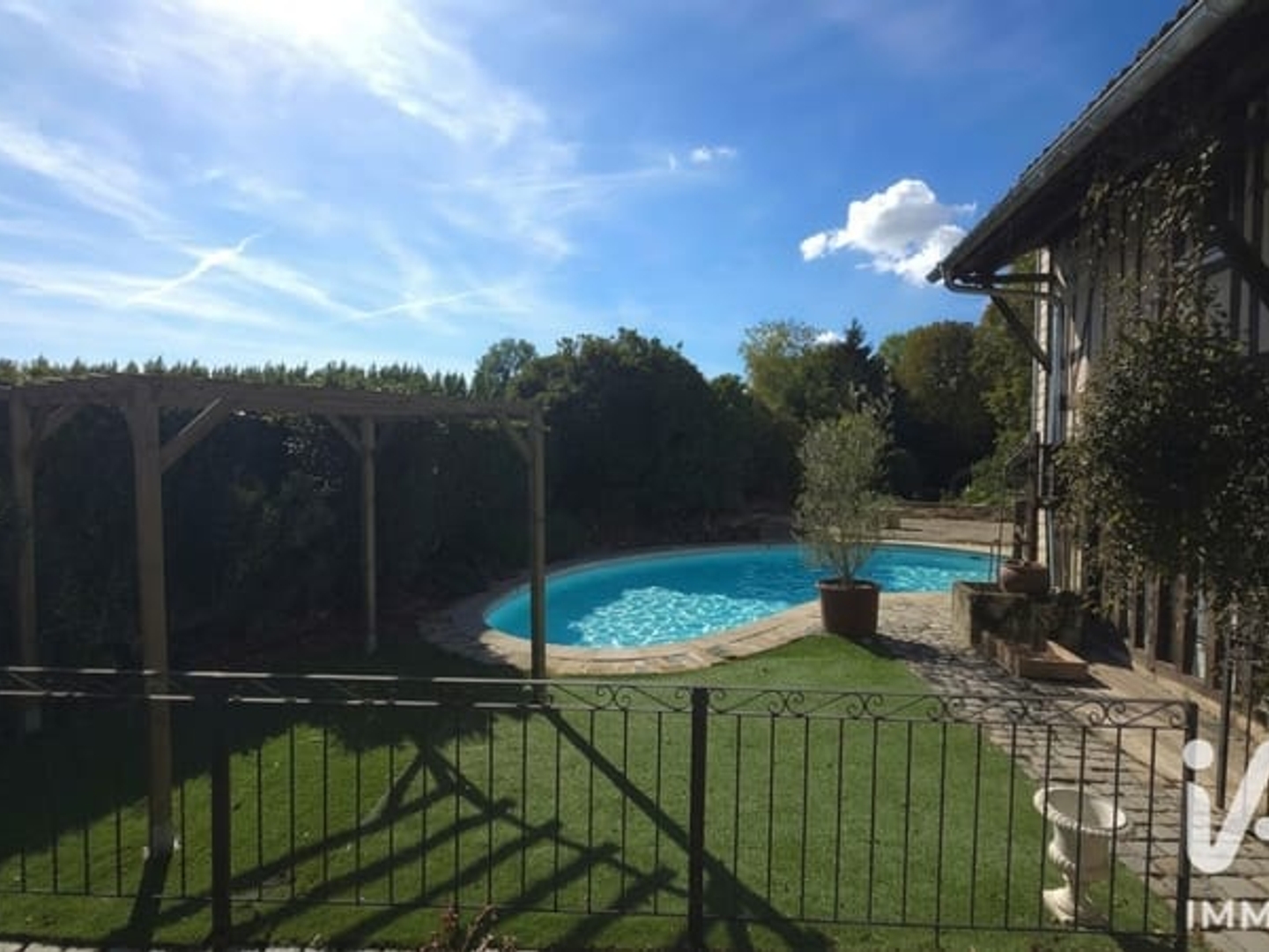 Maison à vendre - 10 pièces - 260m2 - Saint-Amand-Sur-Fion (51300)