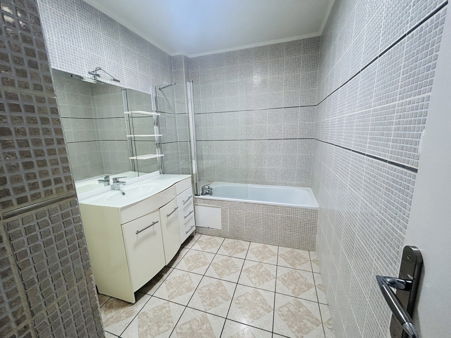 Appartement à vendre - 4 pièces - 81m2 - Sochaux (25600)