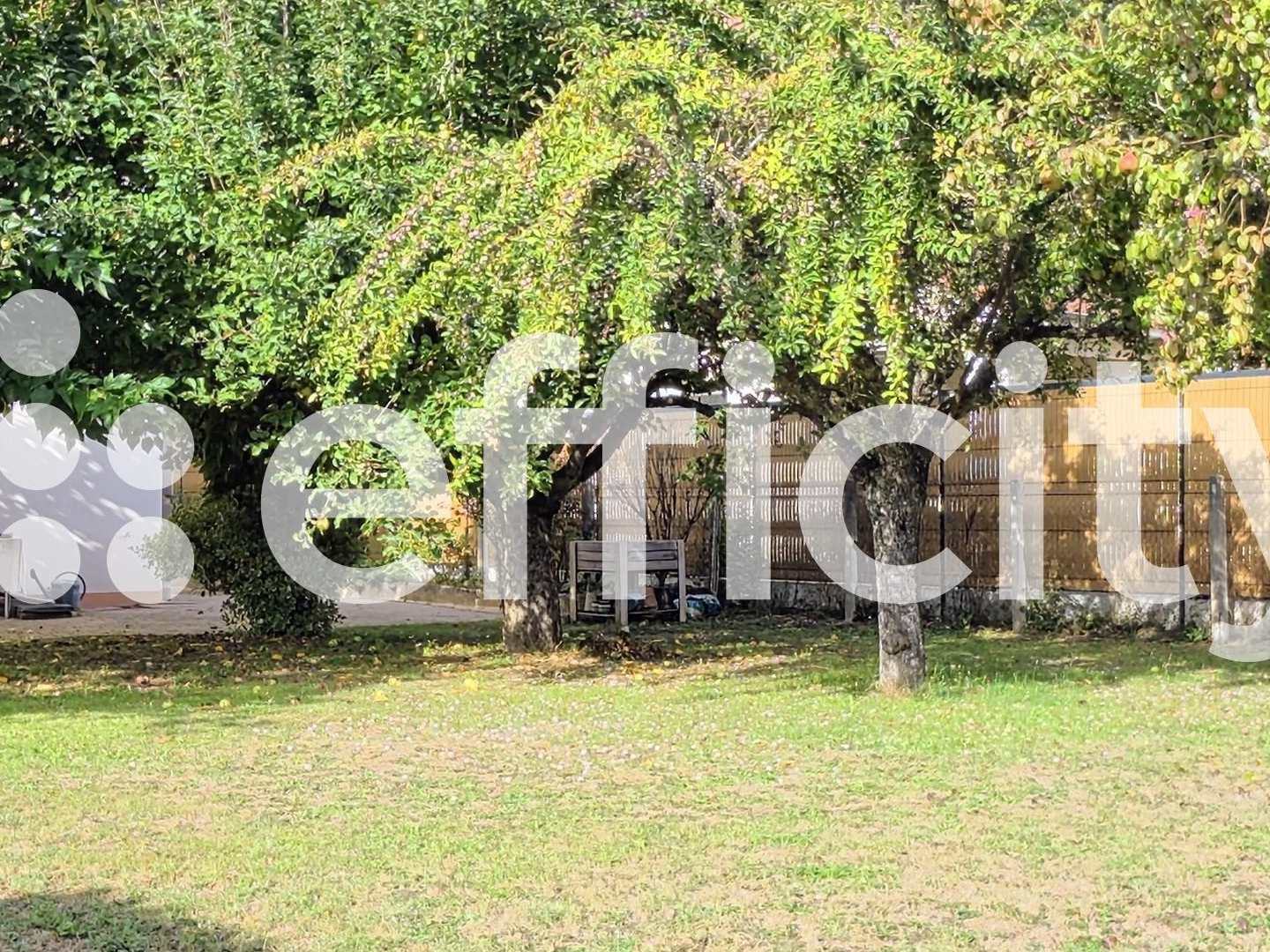 Maison à vendre - 6 pièces - 140m2 - Saint-Astier (24110)