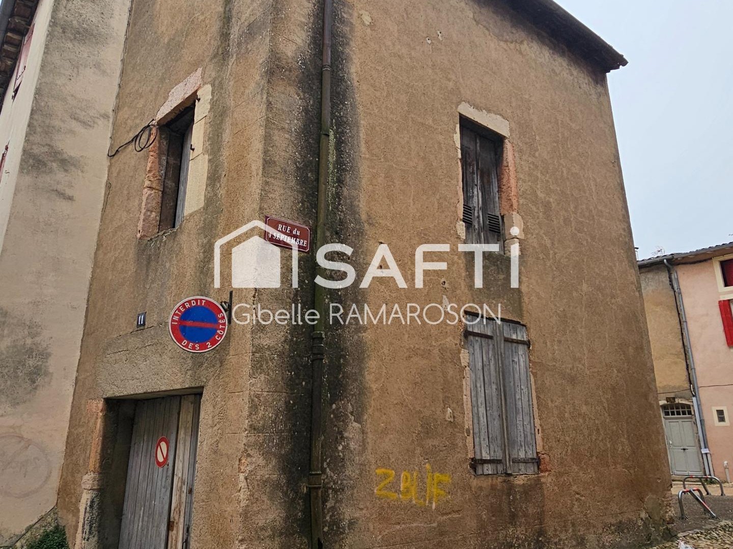 Tournus - Garage avec grenier aménageable - 52 m²