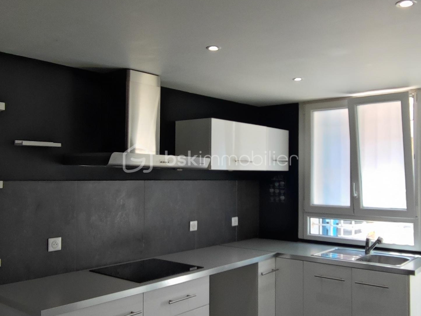 Maison à vendre - 3 pièces - 74m2 - Lambesc (13410)