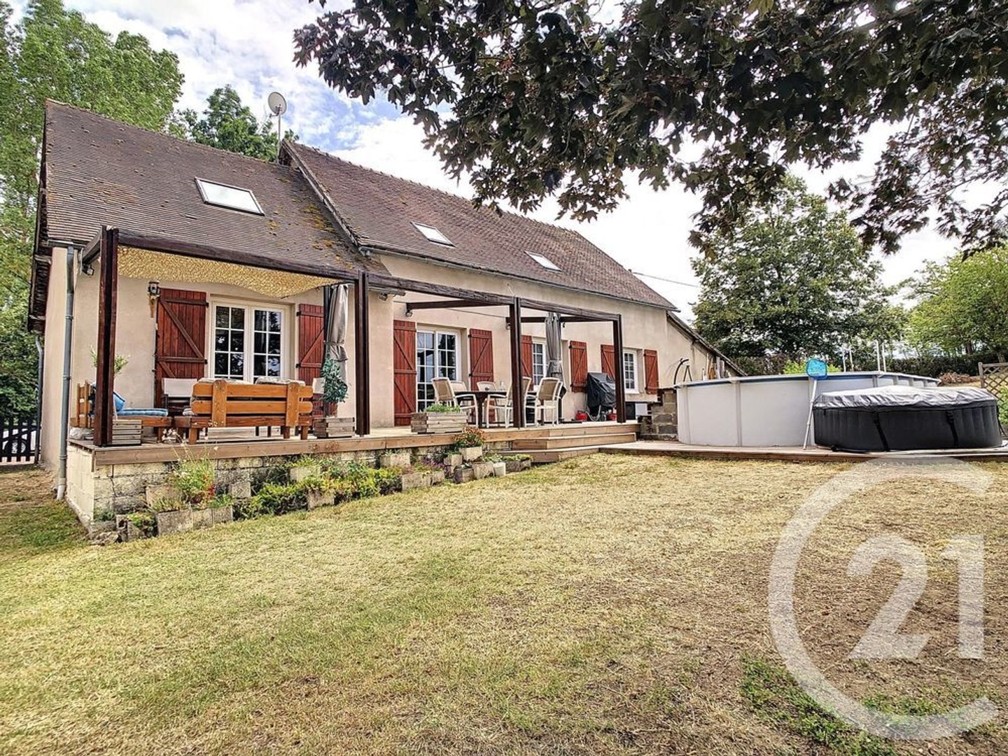 Maison 8 pièces 226 m²
