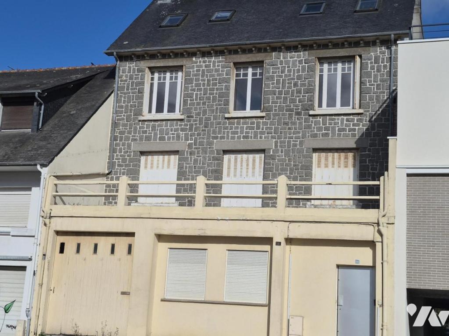 Immeuble à vendre - 200m2 - Saint-Brieuc (22000)