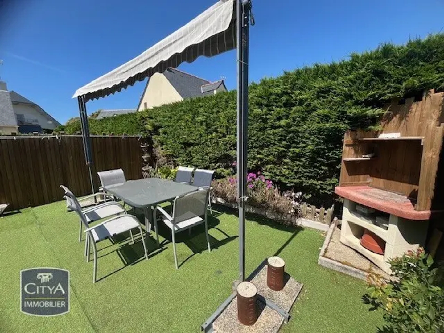 Parking / garage / box à vendre - 24m2 - Batz-Sur-Mer (44740)