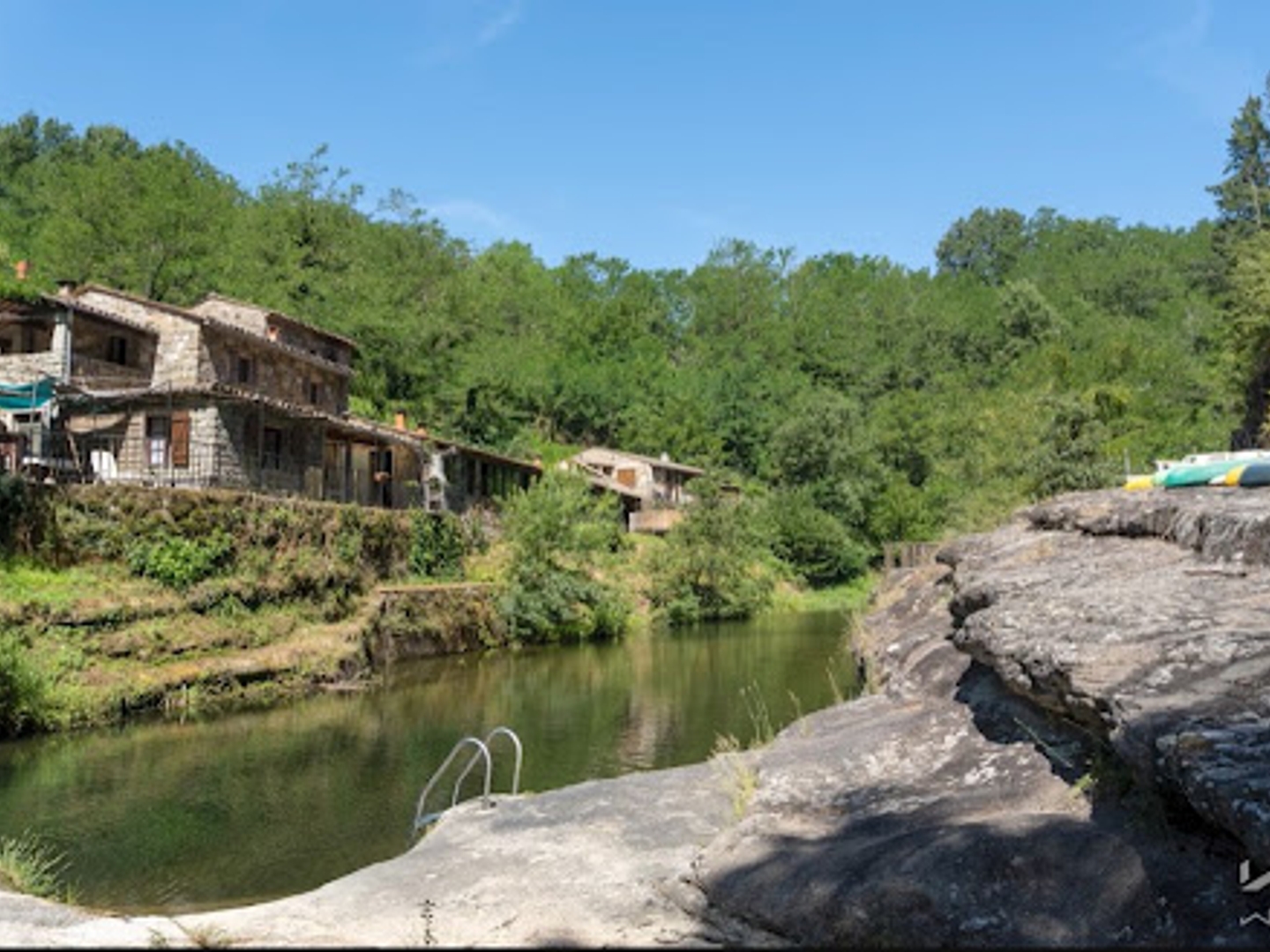 Maison à vendre - 17 pièces - 325m2 - Ribes (07260)