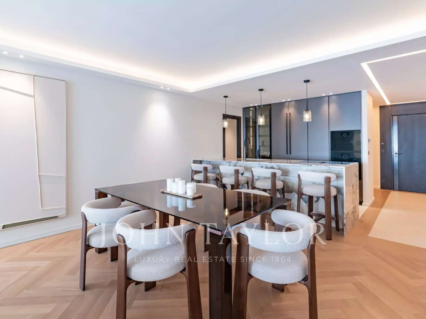 Appartement 4 pièces 132 m²