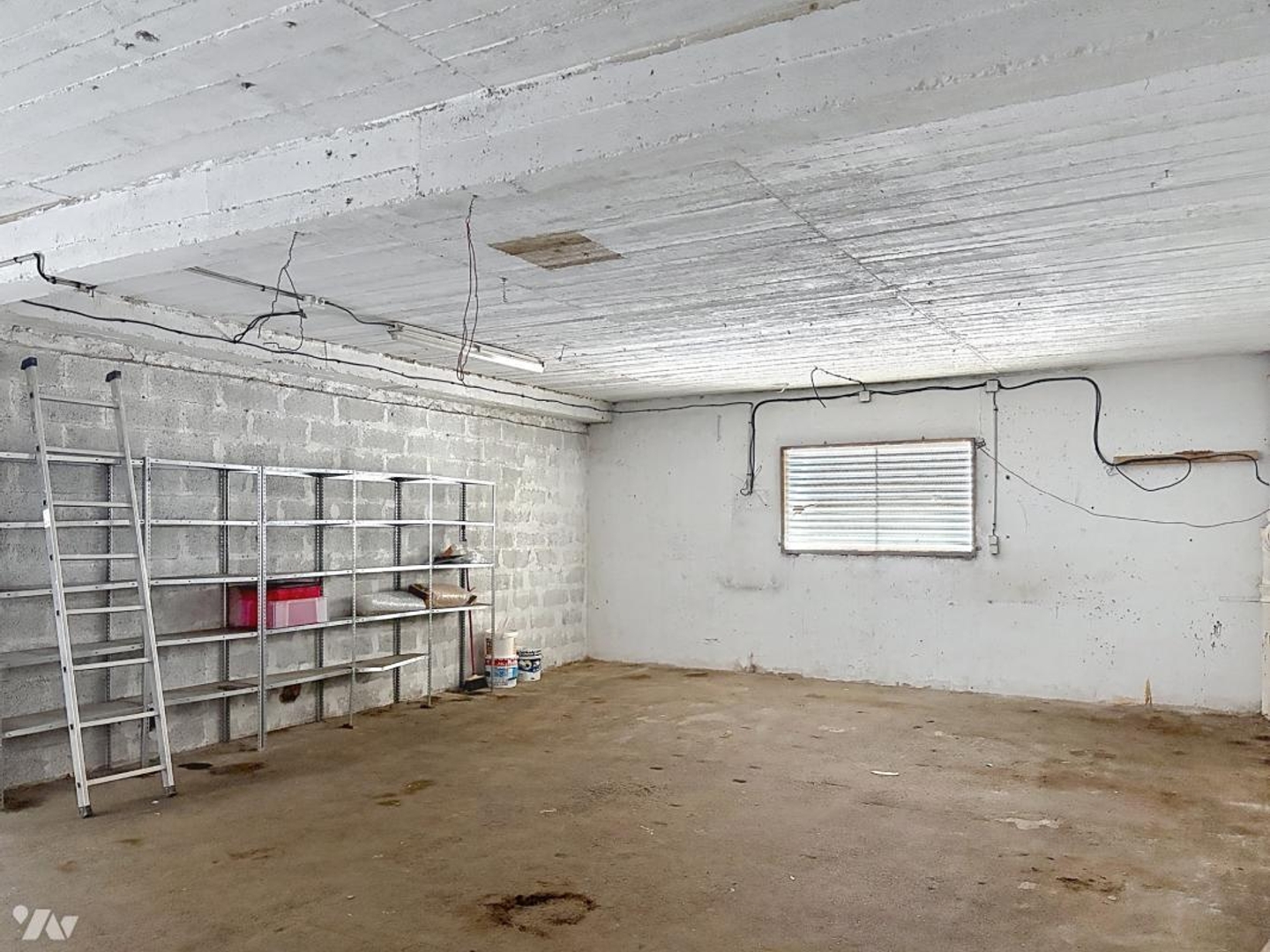 Parking / garage / box à vendre - 56m2 - Cannes (06400)