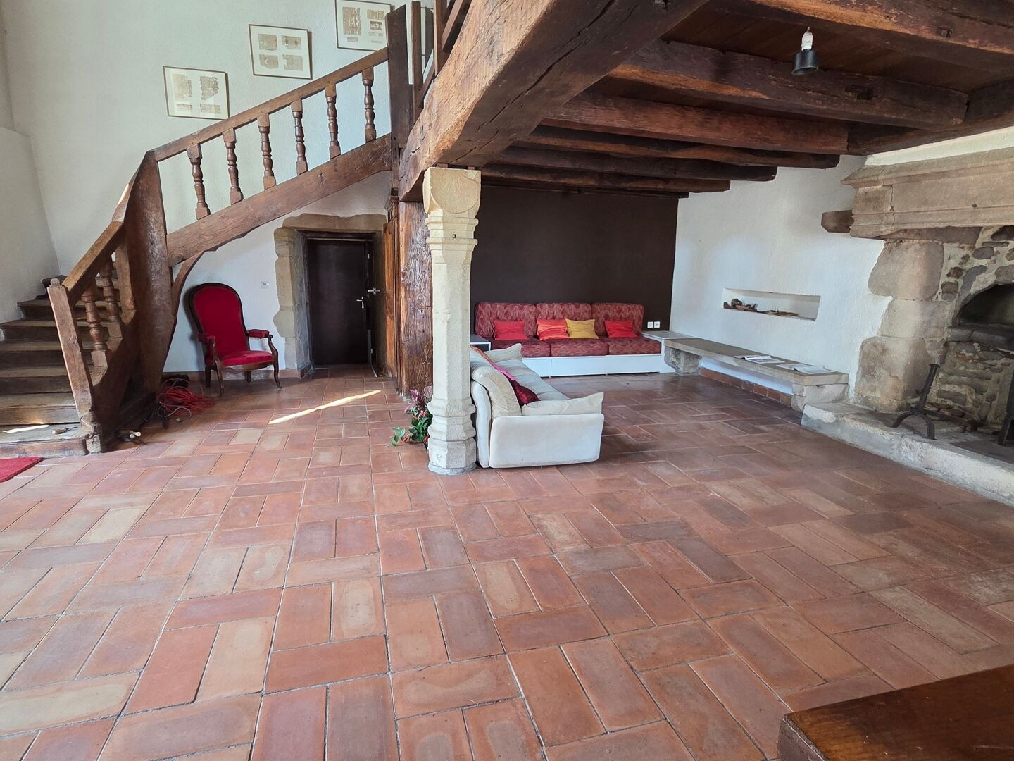 Maison à vendre - 6 pièces - 310m2 - Gourdon (71300)