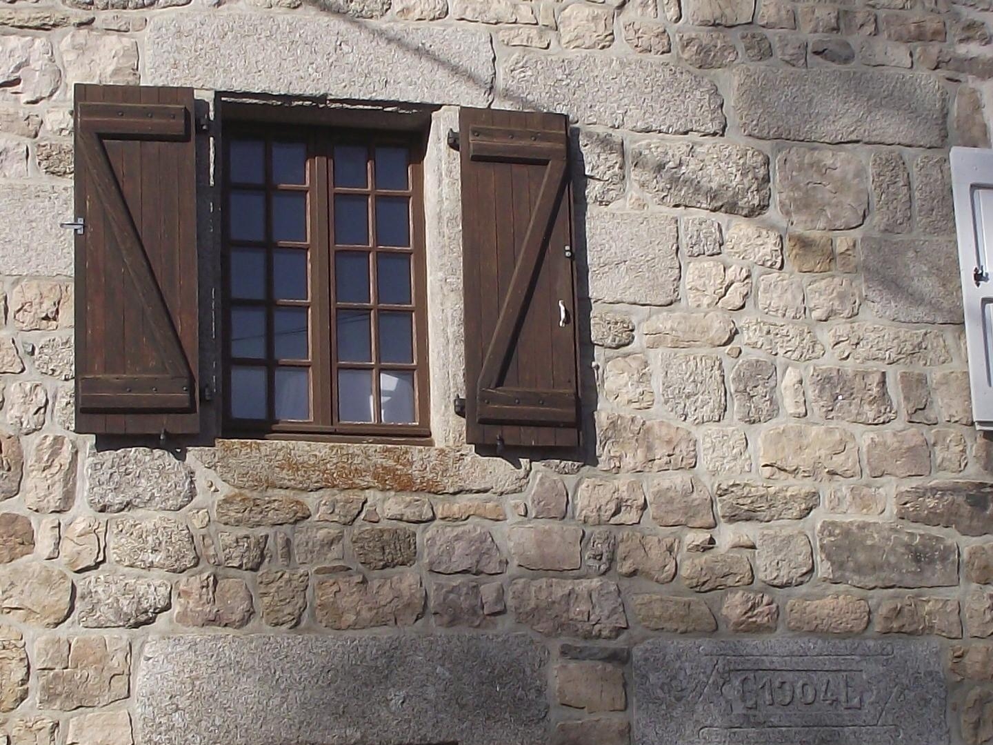 Maison à vendre - 7 pièces - 80m2 - Peyre En Aubrac (48130)