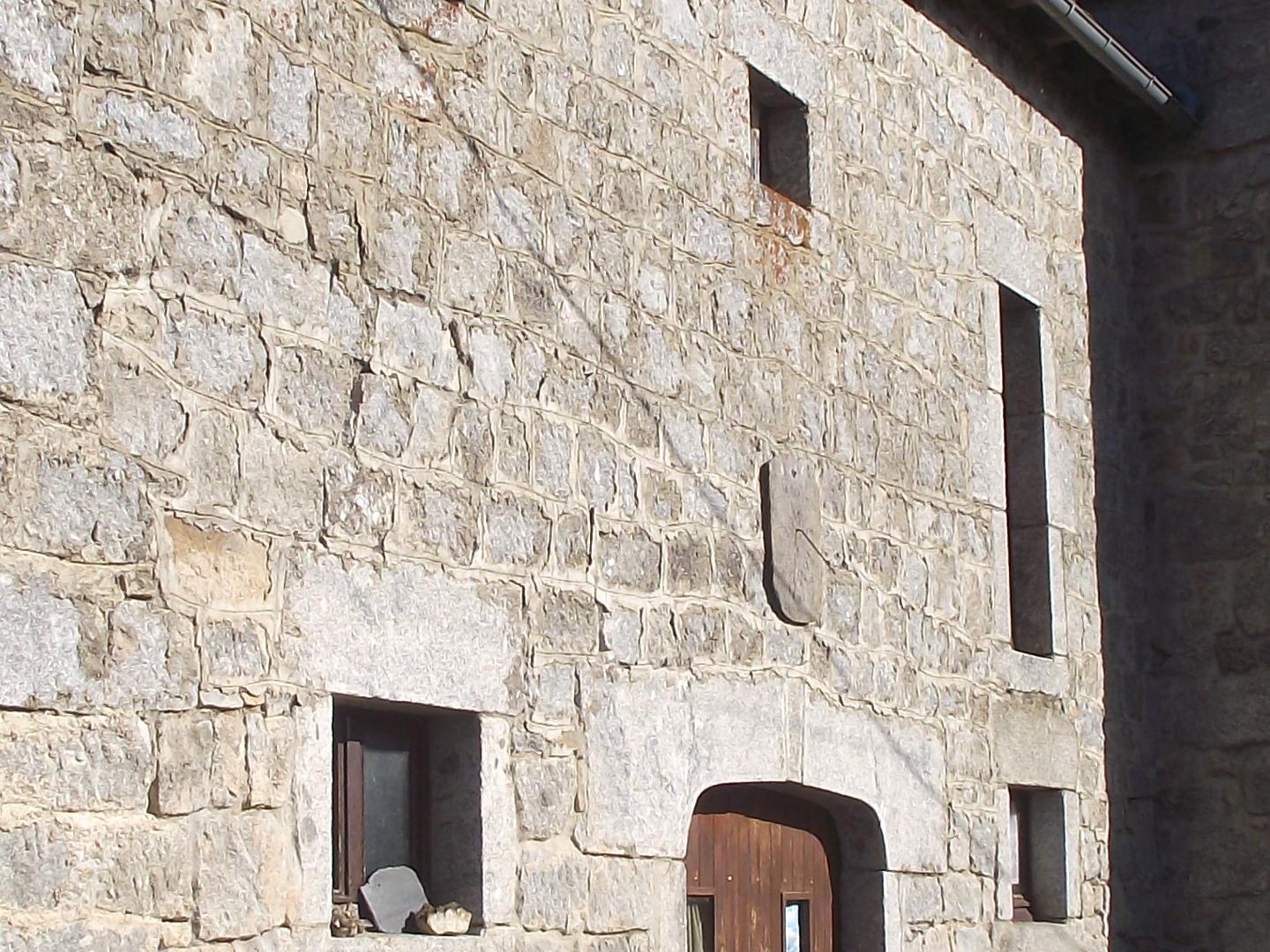 Maison à vendre - 7 pièces - 80m2 - Peyre En Aubrac (48130)