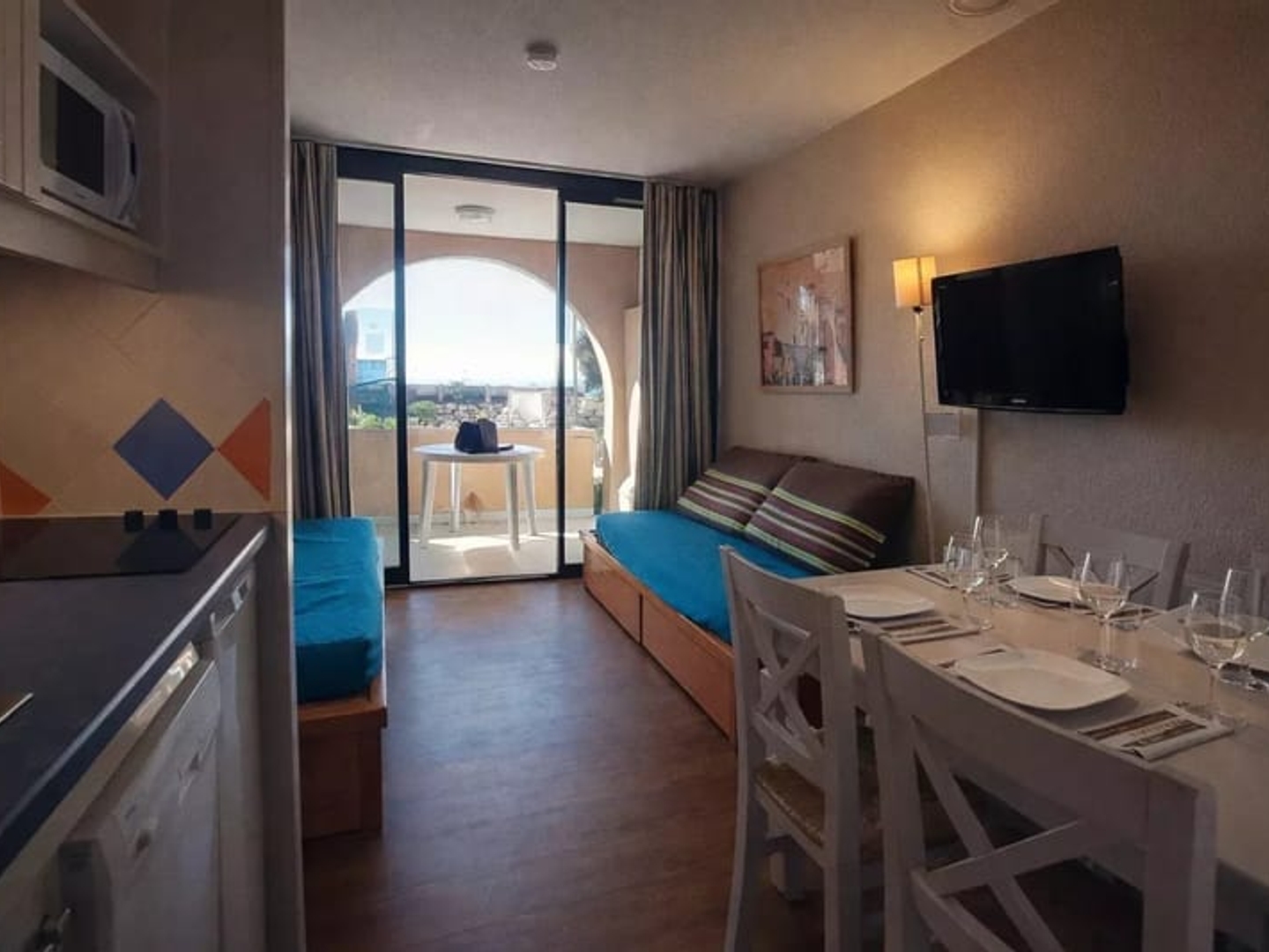 Appartement à vendre - 2 pièces - 26m2 - Cannes-Et-Clairan (30260)