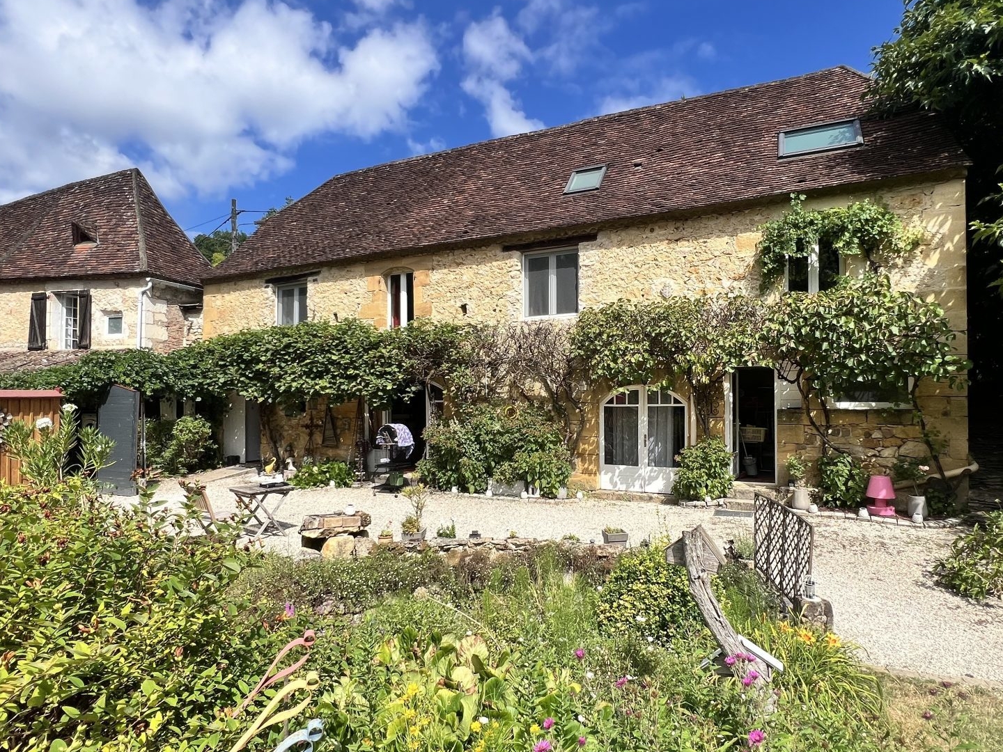 Deux superbes maisons de caractère à Saint-Cyprien