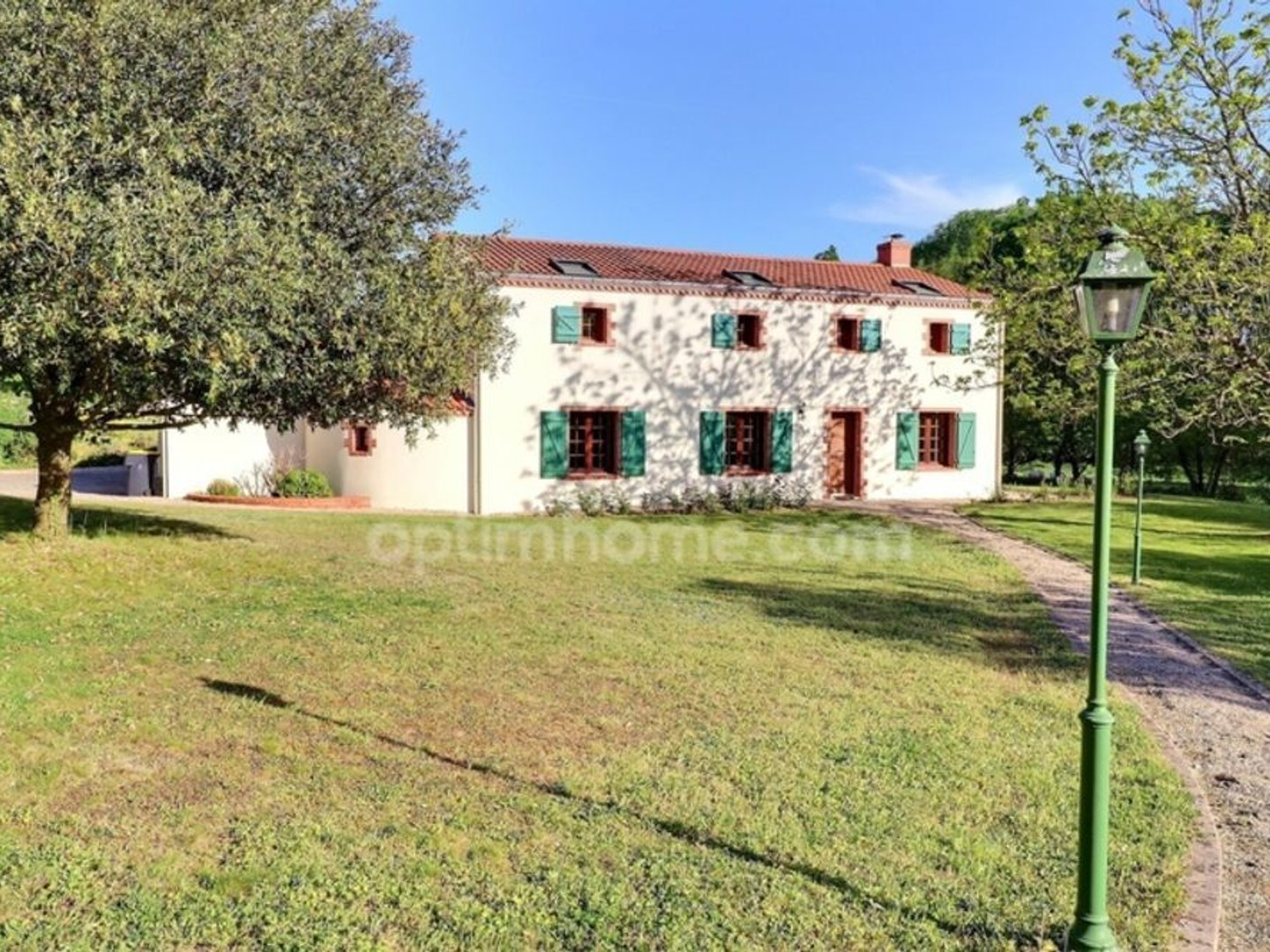 Maison à vendre - 10 pièces - 205m2 - Montrevault-Sur-Èvre (49110)