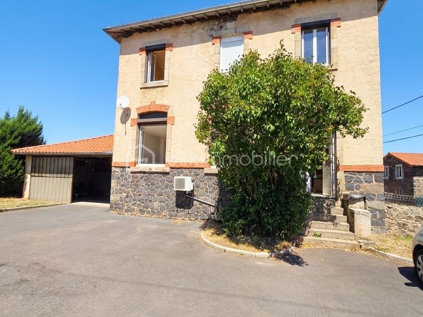 Maison à vendre - 5 pièces - 120m2 - Solignac-Sur-Loire (43370)