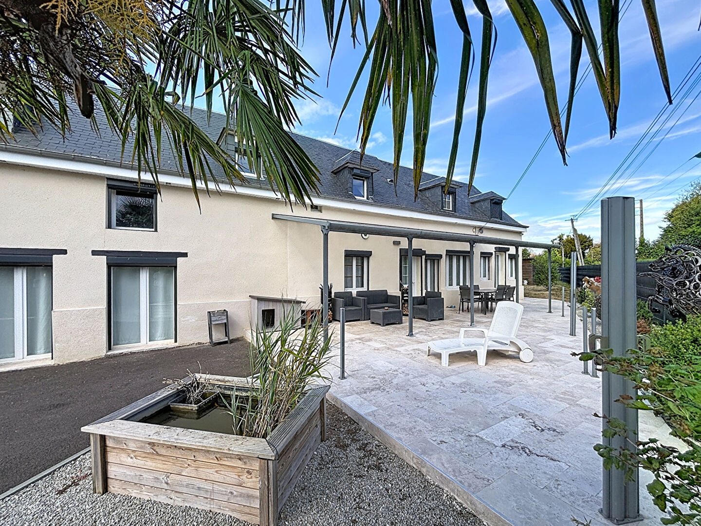 Maison à vendre - 8 pièces - 214m2 - Les Monceaux (14100)