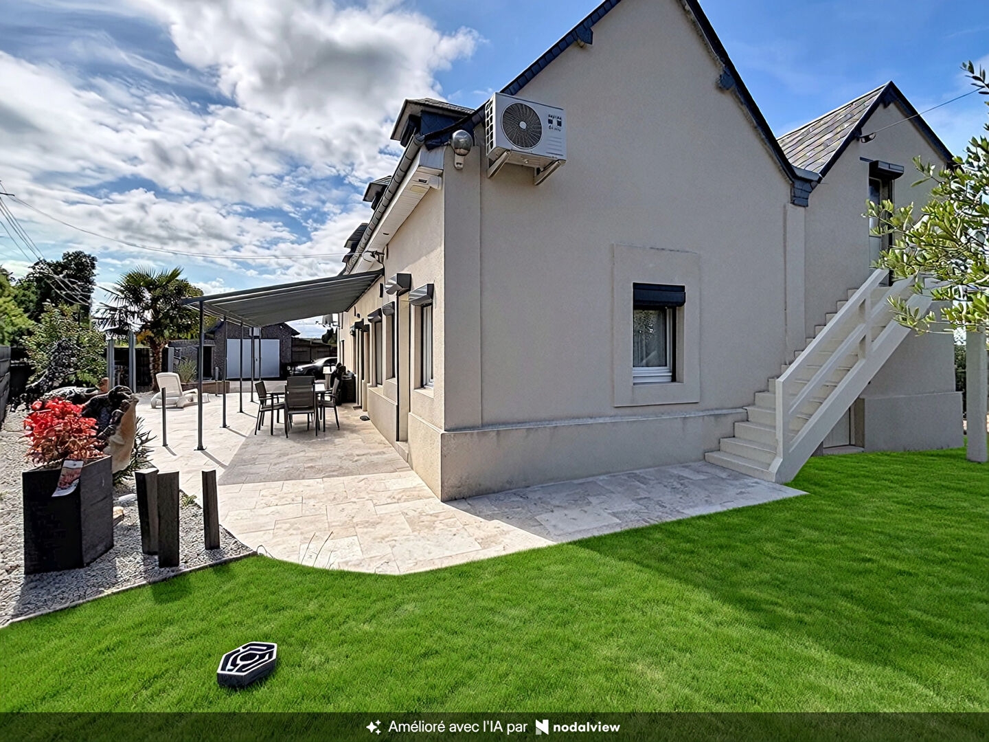 Maison à vendre - 8 pièces - 214m2 - Les Monceaux (14100)