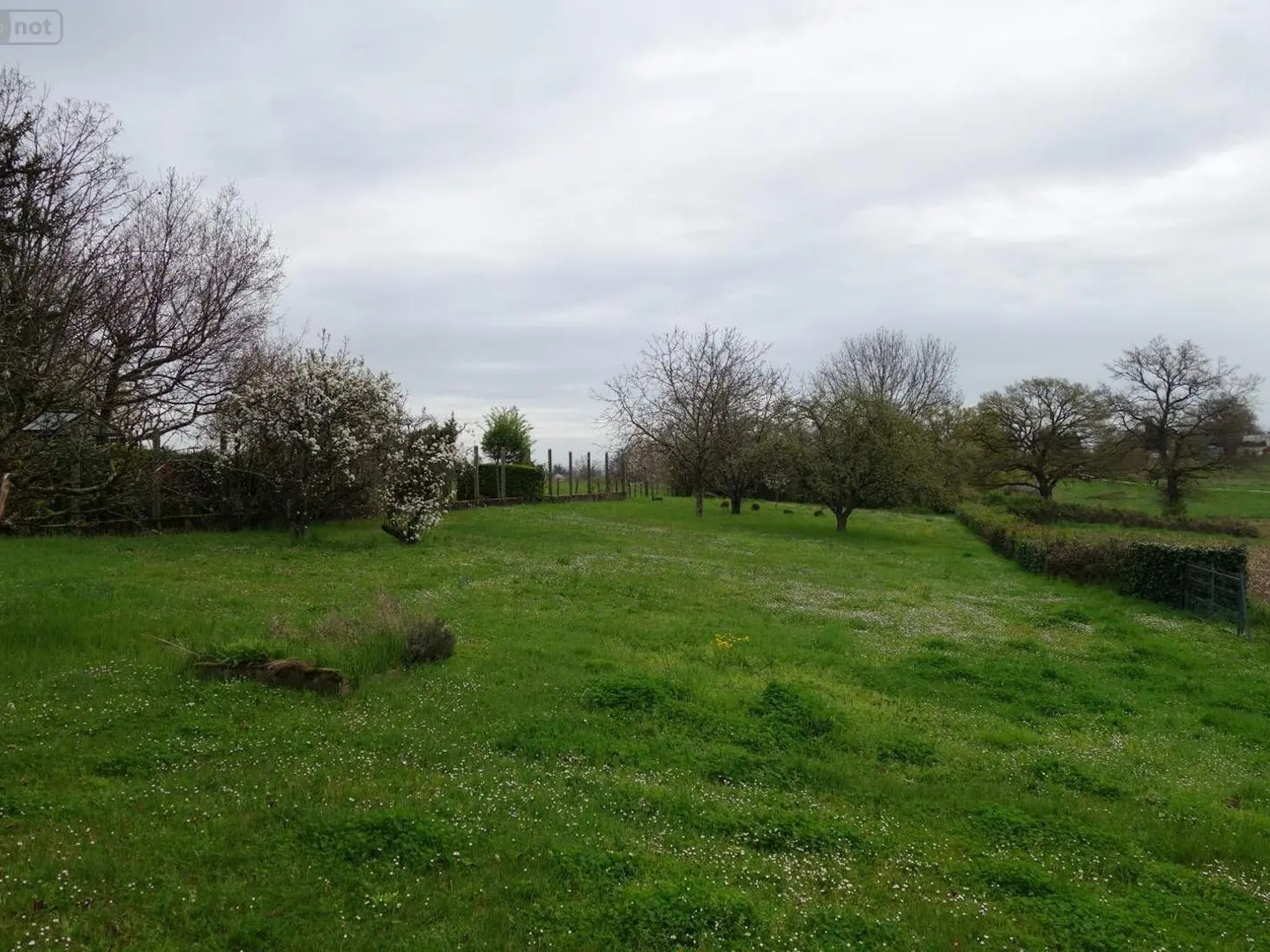 Terrain à bâtir 1060 m²