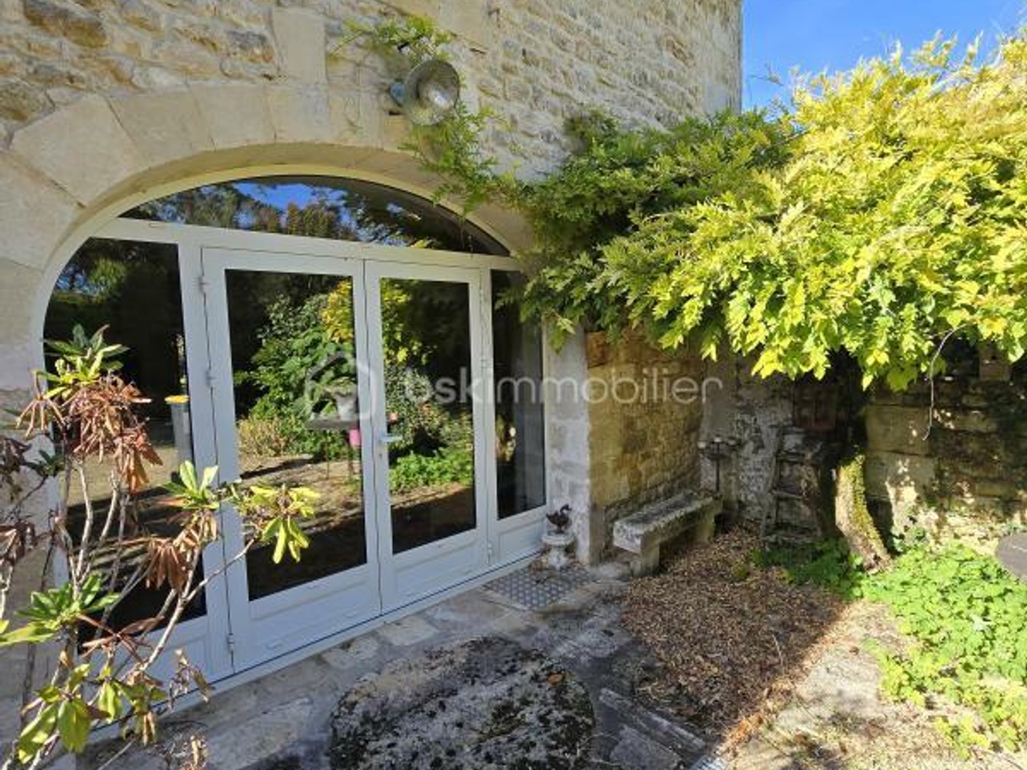Immeuble à vendre - 5 pièces - 360m2 - Vouillé (79230)