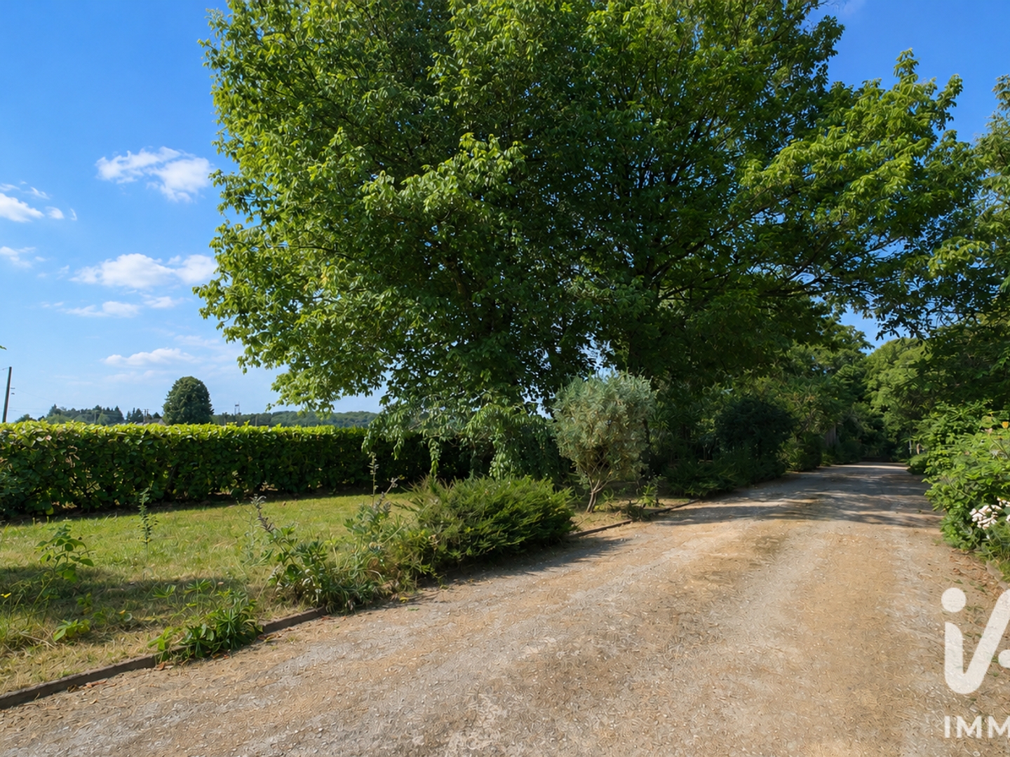 Maison à vendre - 7 pièces - 188m2 - Beaumont-Sur-Dême (72340)