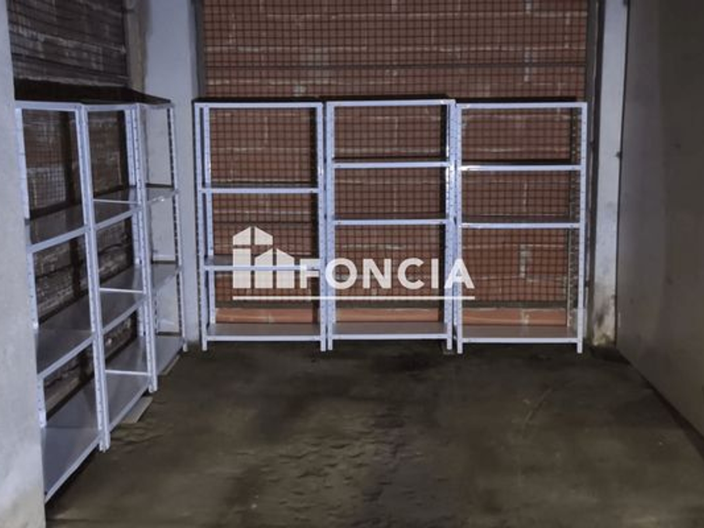 Parking / garage / box à vendre - 21m2 - Marseille 9e (13009)