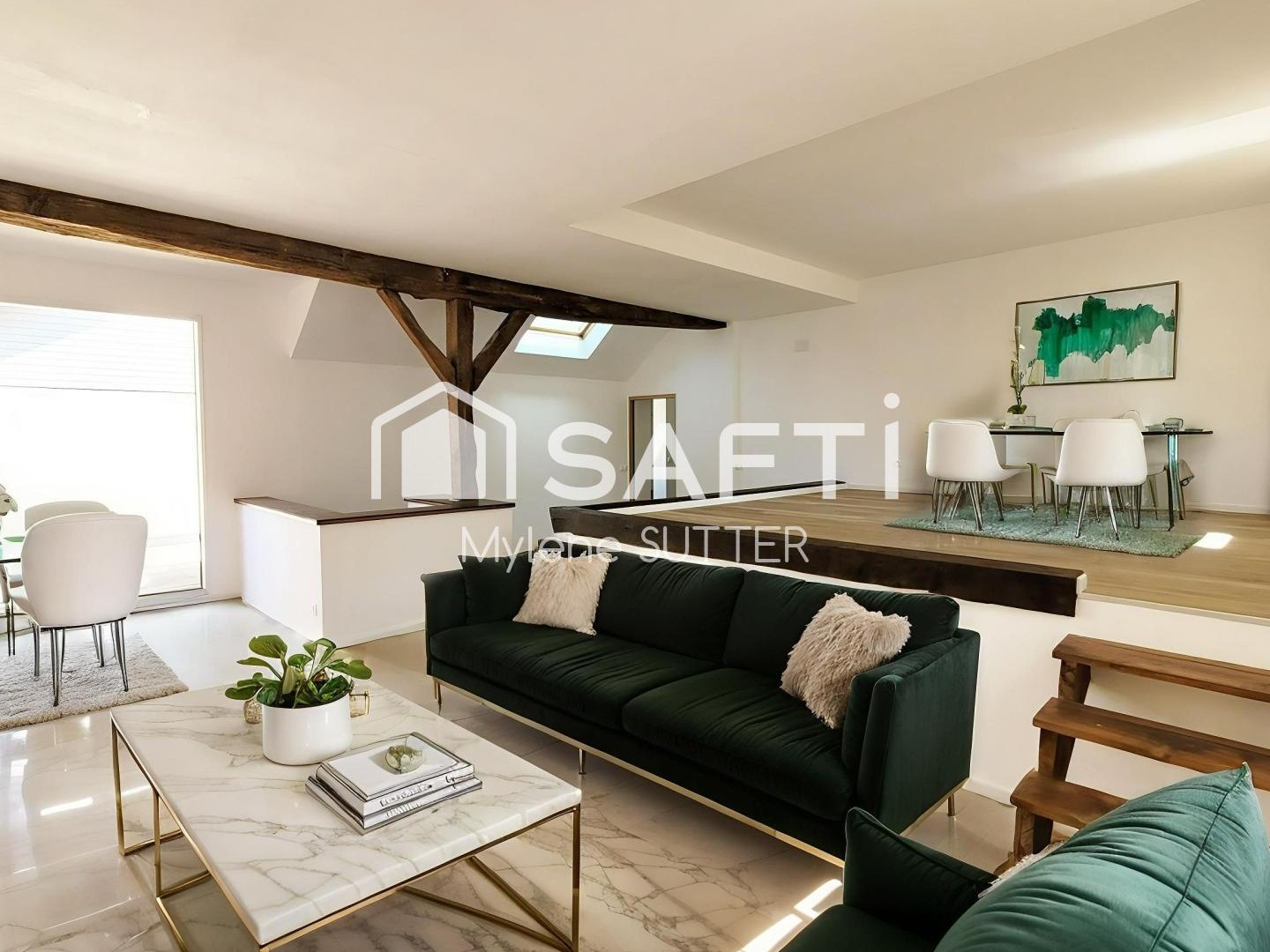 Maison entièrement refaite à neuf avec belle terrasse