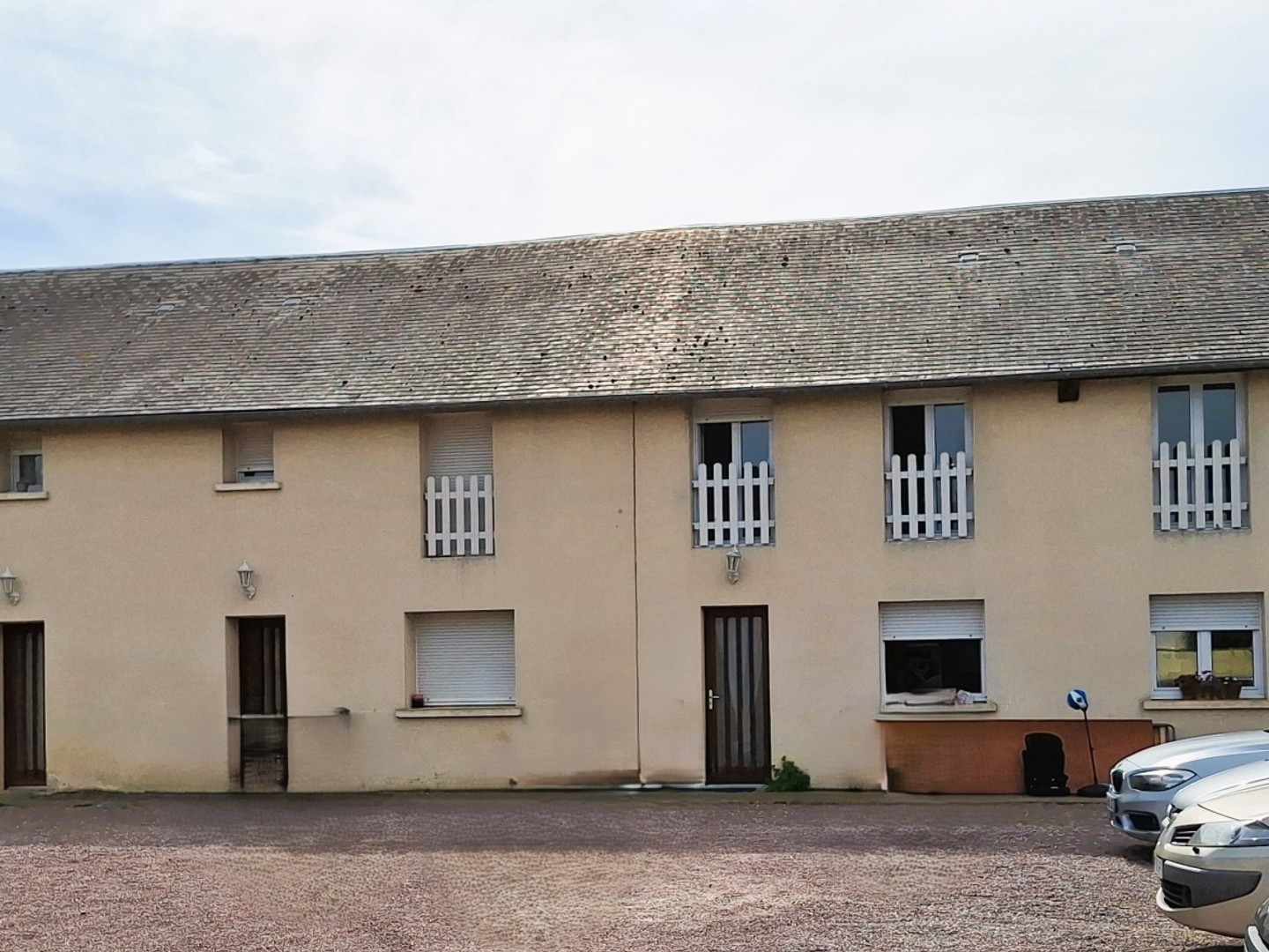 Maison avec appartements 4 pièces 360 m²