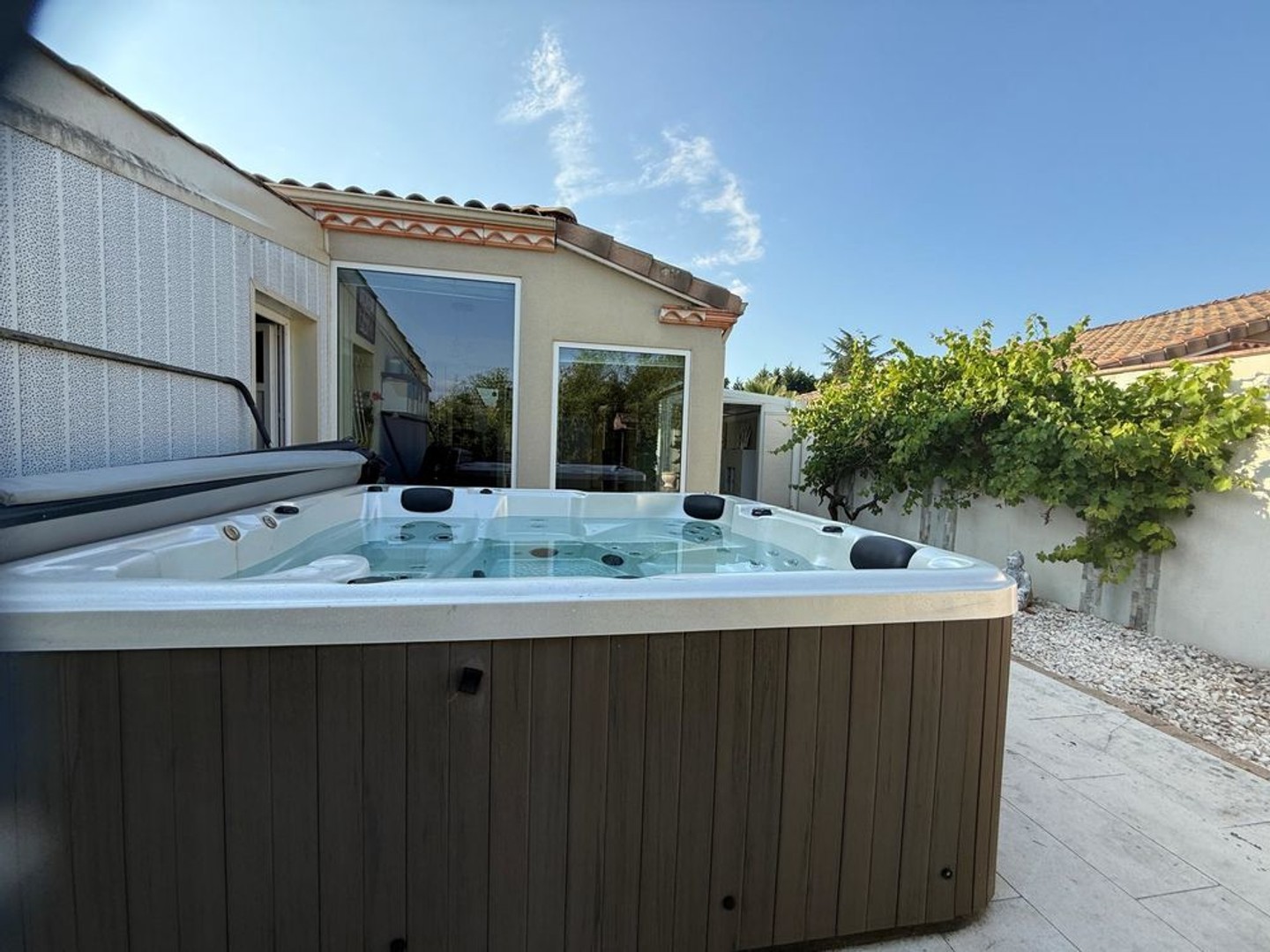 Maison à vendre - 6 pièces - 152m2 - Sainte-Livrade-Su... (47110)