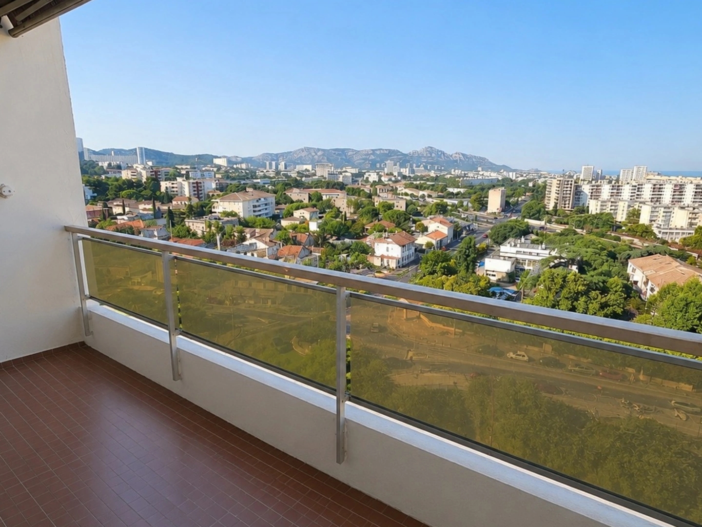 Appartement à vendre 3 pièces MARSEILLE 10EME ARRONDISSEMENT (13)