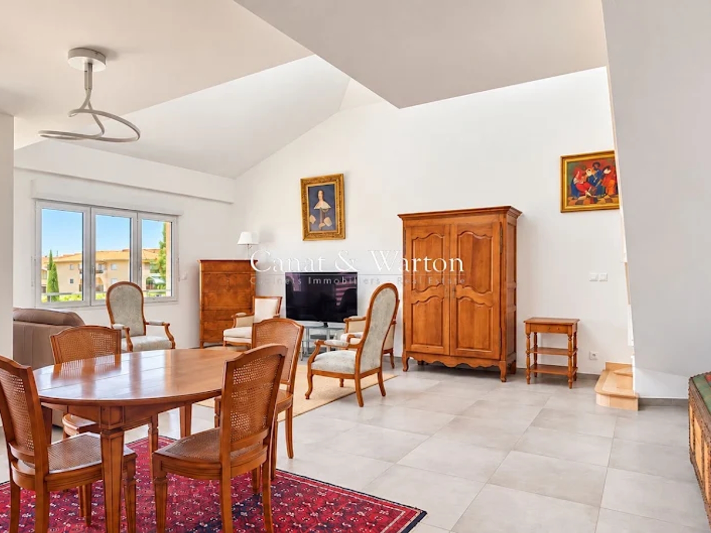 Appartement à vendre - 5 pièces - 126m2 - Saint-Raphaël (83700)
