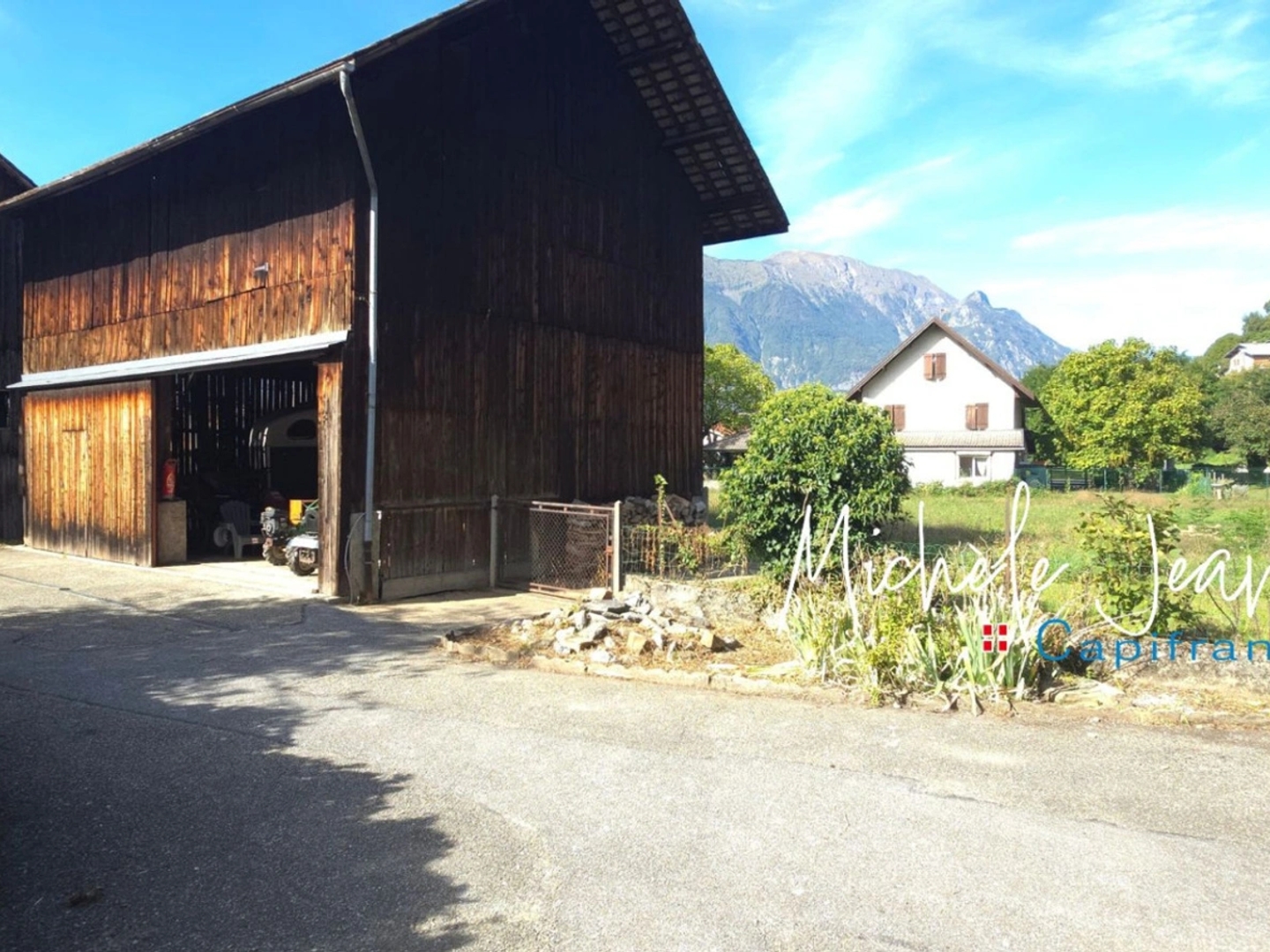 Maison à vendre - 7 pièces - 150m2 - Aiton (73220)
