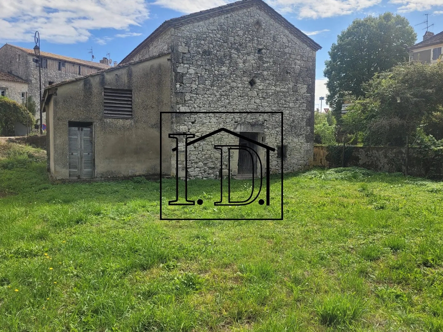 Maison à vendre - 3 pièces - 192m2 - Issigeac (24560)